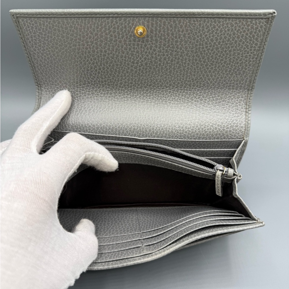 Authentic Gucci Grey Pebbled Leather Marmont - Picture 8 of 11